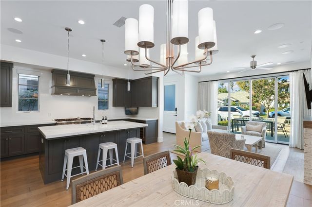 708 Heliotrope Avenue, Corona Del Mar, CA 92625
