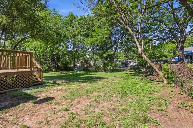 8002 Campbell Street, Kansas City, MO 64131