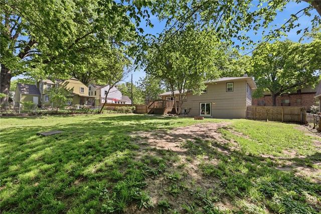 8002 Campbell Street, Kansas City, MO 64131