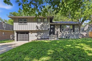 8002 Campbell Street, Kansas City, MO 64131