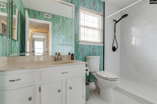 3600 Chateau Drive C-204, Columbia, SC 29204