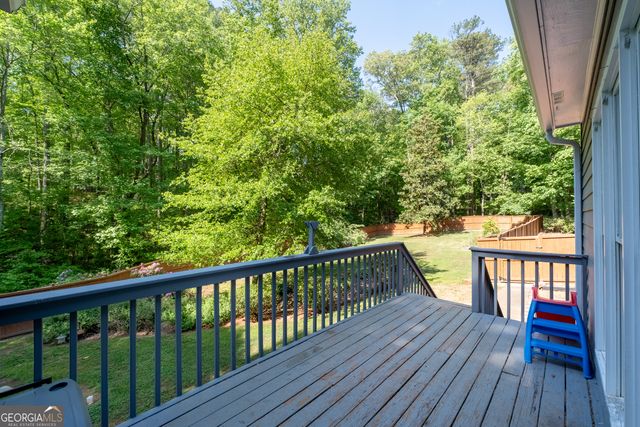 49 TIMBERLAKE Cove NE, Cartersville, GA 30121