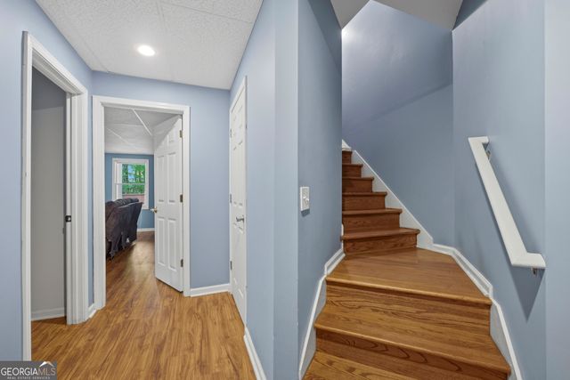 49 TIMBERLAKE Cove NE, Cartersville, GA 30121