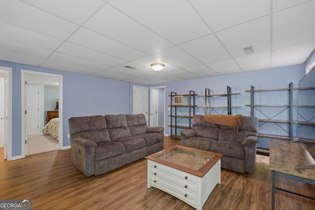 49 TIMBERLAKE Cove NE, Cartersville, GA 30121