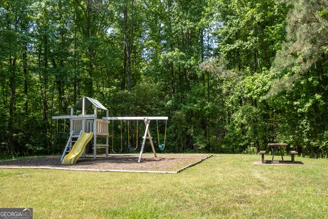 49 TIMBERLAKE Cove NE, Cartersville, GA 30121