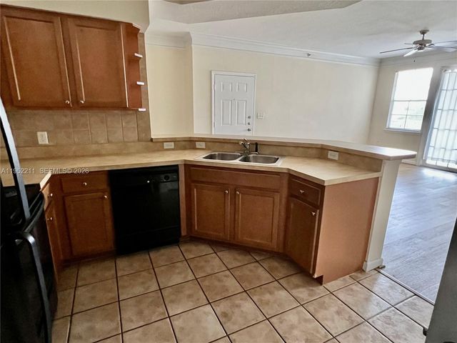 9873 Baywinds Dr 5208, West Palm Beach, FL 33411