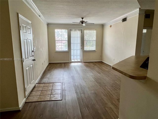 9873 Baywinds Dr 5208, West Palm Beach, FL 33411