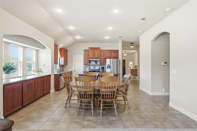 8204 Spitfire Trail, Aubrey, TX 76227