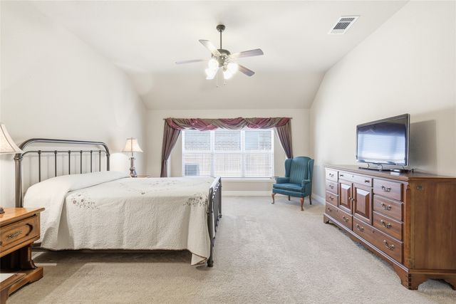 8204 Spitfire Trail, Aubrey, TX 76227