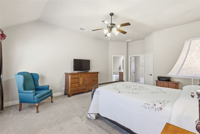 8204 Spitfire Trail, Aubrey, TX 76227