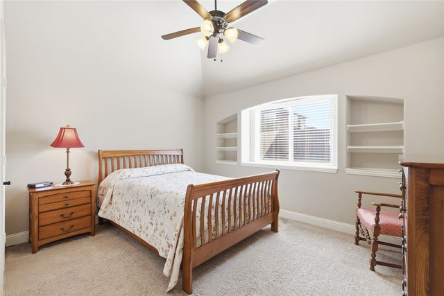 8204 Spitfire Trail, Aubrey, TX 76227