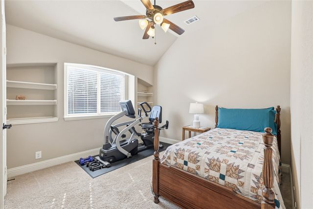 8204 Spitfire Trail, Aubrey, TX 76227