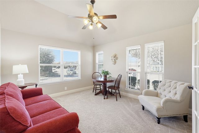 8204 Spitfire Trail, Aubrey, TX 76227