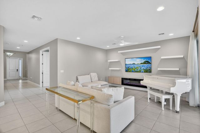 11905 SW Seaway Street, Port St. Lucie, Port St Lucie, FL 34987