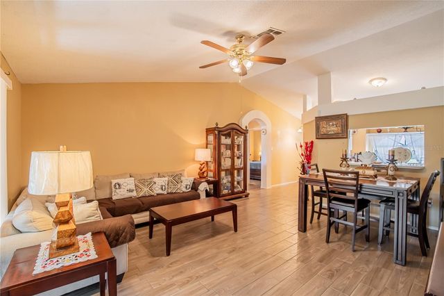 7212 PEBBLE PASS LOOP, Lakeland, FL 33810