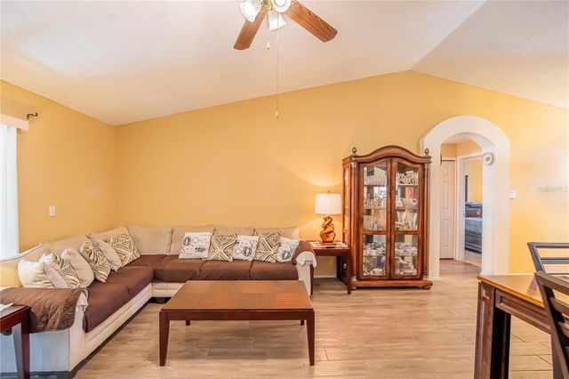 7212 PEBBLE PASS LOOP, Lakeland, FL 33810