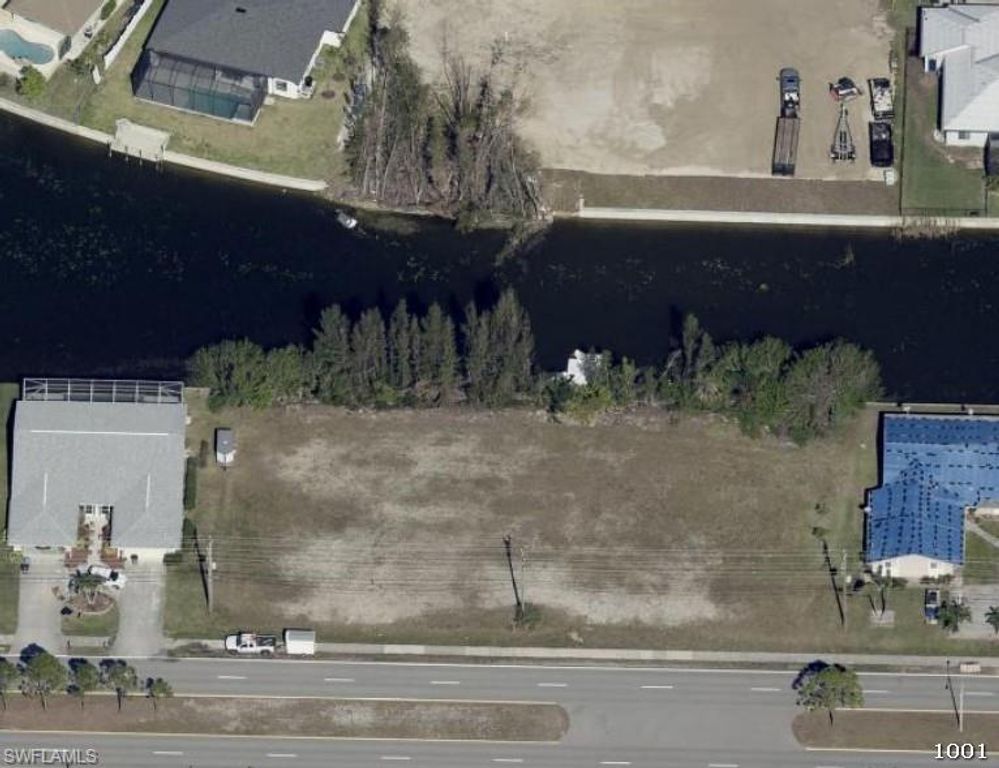 929 Gleason PKWY, CAPE CORAL, FL 33914 — photo 2