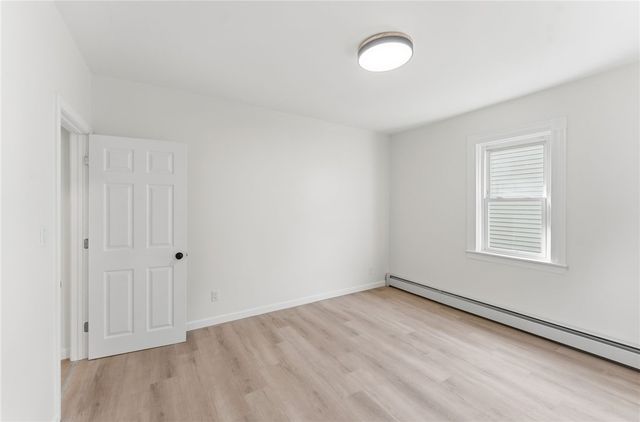 26 Alto Street, Cranston, RI 02920