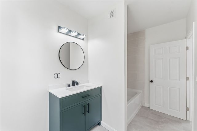 26 Alto Street, Cranston, RI 02920