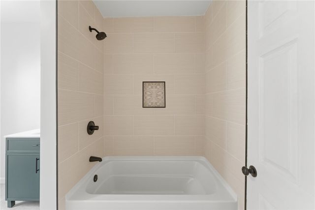 26 Alto Street, Cranston, RI 02920