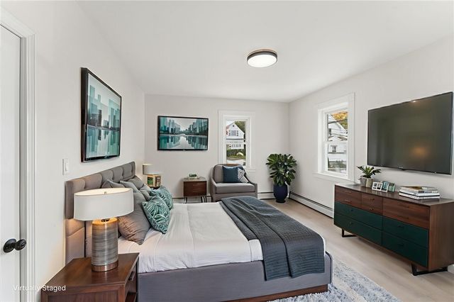 26 Alto Street, Cranston, RI 02920