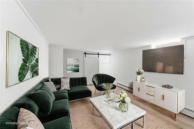 26 Alto Street, Cranston, RI 02920