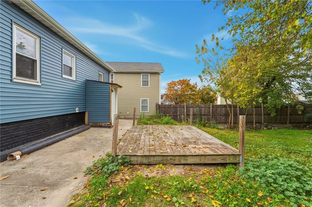 26 Alto Street, Cranston, RI 02920