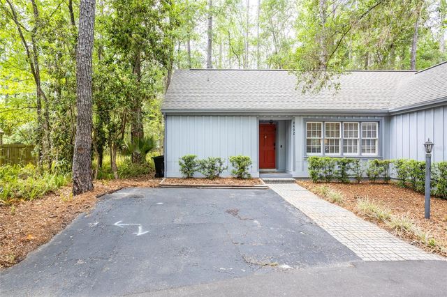 8432 SW 46 ROAD, Gainesville, FL 32608