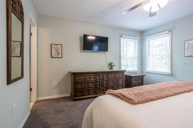 8432 SW 46 ROAD, Gainesville, FL 32608