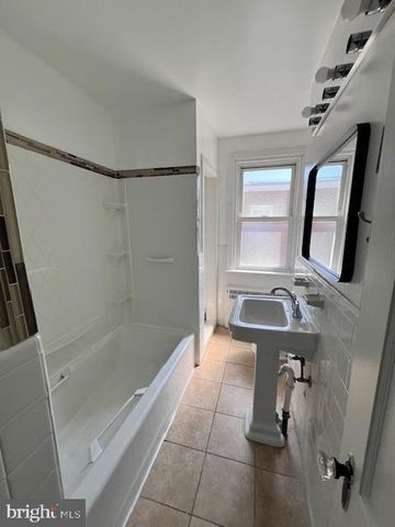 3034 TEESDALE ST, Philadelphia, PA 19152