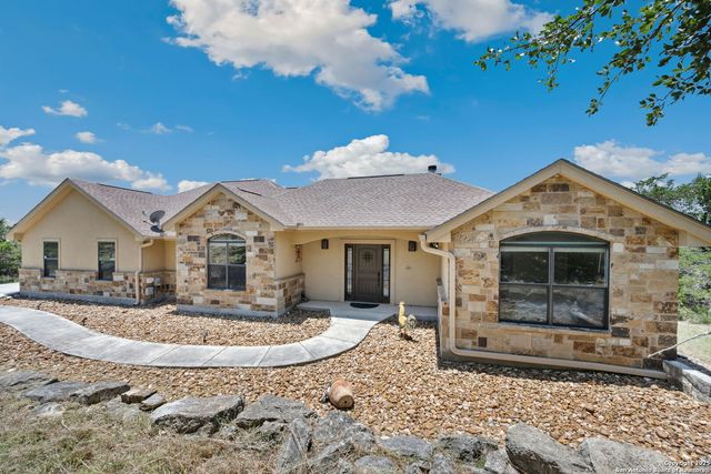 632 LASSO LOOP, Canyon Lake, TX 78133