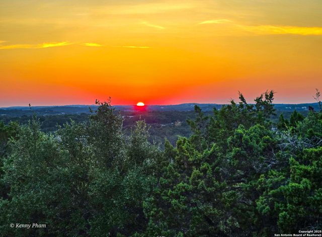 632 LASSO LOOP, Canyon Lake, TX 78133