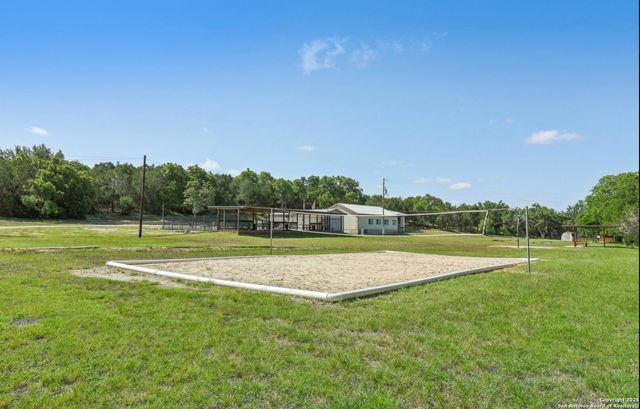 632 LASSO LOOP, Canyon Lake, TX 78133