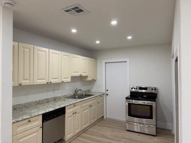 141 SE 7th Avenue, Boynton Beach, FL 33435