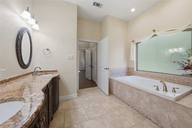 7811 Angelina Drive, Athens, TX 75752