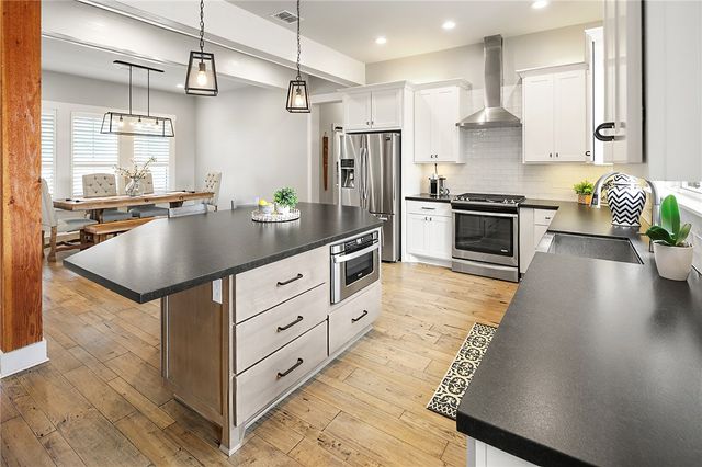 7323 River Ridge Drive, College Station, TX 77845