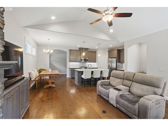 17314 Ne 17TH Ave, Ridgefield, WA 98642