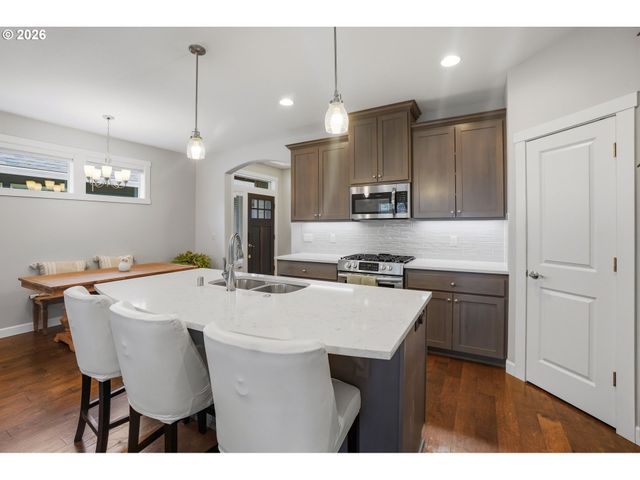 17314 Ne 17TH Ave, Ridgefield, WA 98642