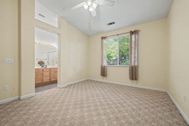 88 Westbrook Dr, Lodi, CA 95242