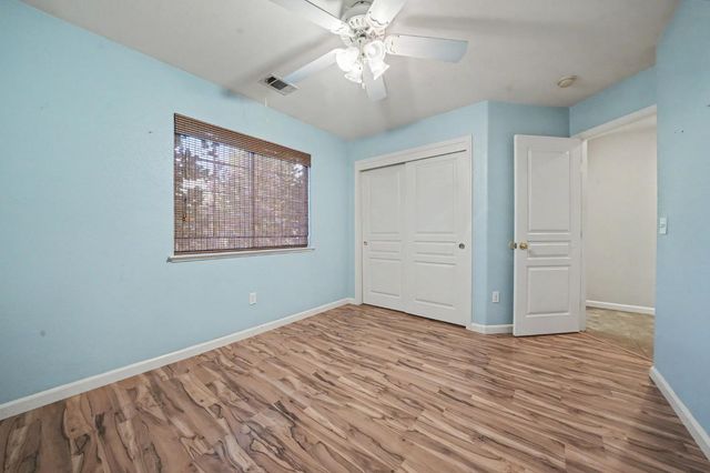 88 Westbrook Dr, Lodi, CA 95242