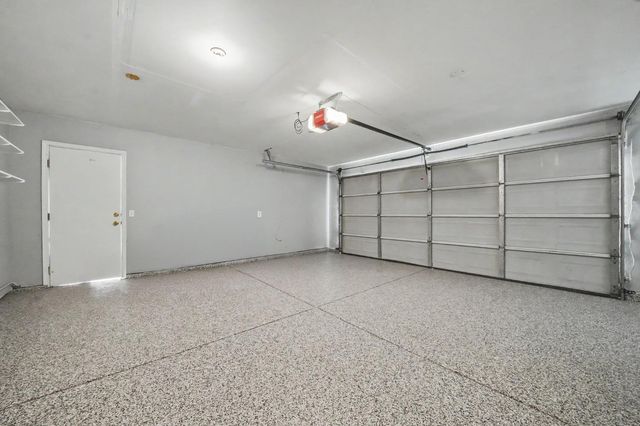 88 Westbrook Dr, Lodi, CA 95242