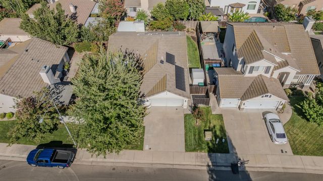 88 Westbrook Dr, Lodi, CA 95242