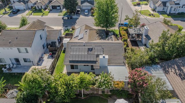 88 Westbrook Dr, Lodi, CA 95242