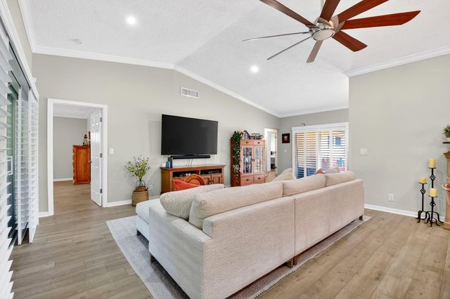 10265 Greentrail Drive N, Boynton Beach, FL 33436