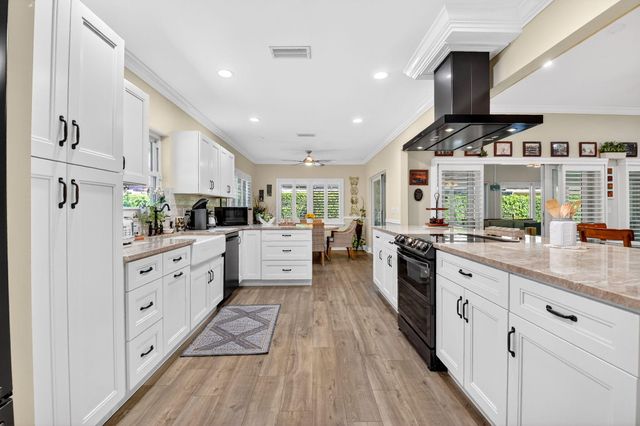 10265 Greentrail Drive N, Boynton Beach, FL 33436