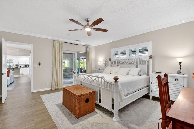 10265 Greentrail Drive N, Boynton Beach, FL 33436