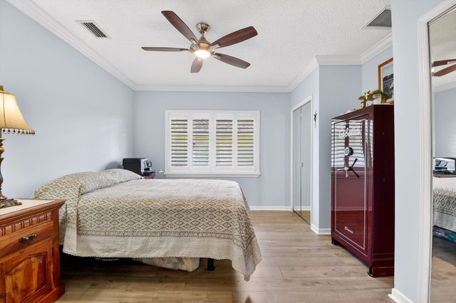 10265 Greentrail Drive N, Boynton Beach, FL 33436