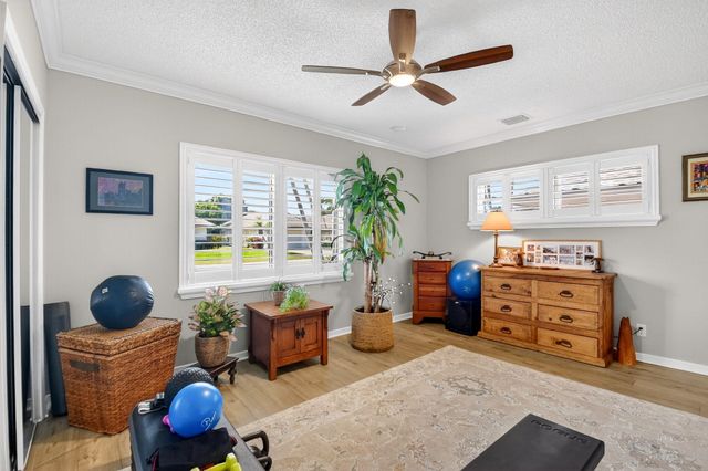 10265 Greentrail Drive N, Boynton Beach, FL 33436