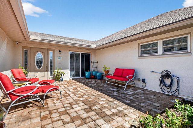 10265 Greentrail Drive N, Boynton Beach, FL 33436