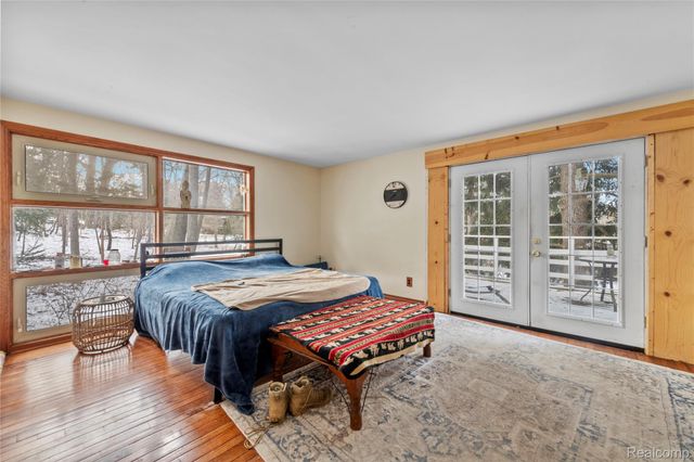 32998 Biddestone Lane, Farmington Hills, MI 48334